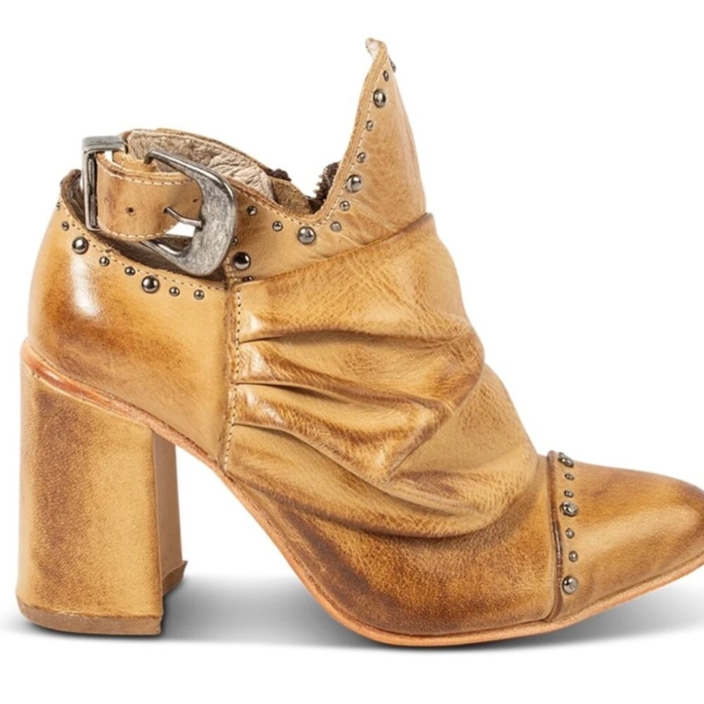 Freebird by Steven Tan Ankle Boots - Picture 3 of 3